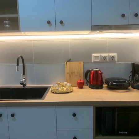 Aiolos Kolonaki Near Hilton Super Lux Apartment Атина Екстериор снимка